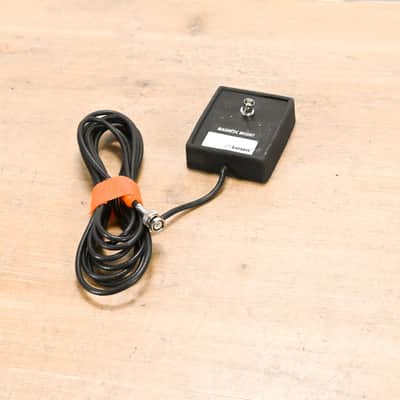 Larsen BNC-BNC Magnet Mount CG0119M image 1