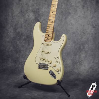 Fender Stratocaster American Professional Olympic White 2017 image 14