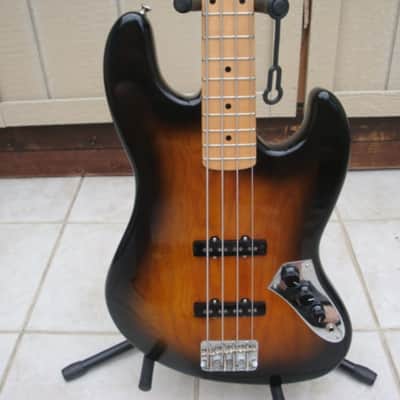 Moollon J-Classic IV 2016 3 Tone Sunburst image 2