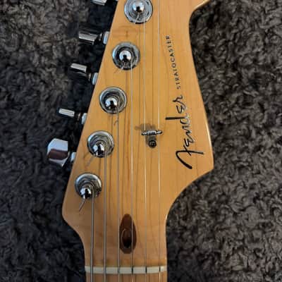Fender American Deluxe Stratocaster Ash with Maple Fretboard 2006 w/ Custom Shop ‘69 Pickups image 8