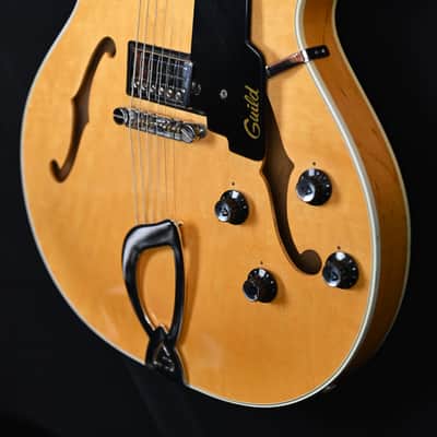 Guild Starfire SF-4 from 1977 in Natural with Case image 6