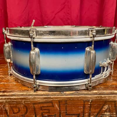 1950s Slingerland No. 151 Student Model 5.5x14 Radio King Snare Drum Blue / White Duco image 5
