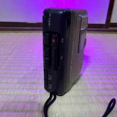 Immagine AIWA TP-600 Portable Cassette Recorder - 3