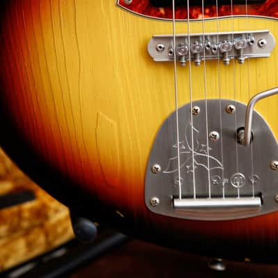 Novo Serus J '64 3-Tone Burst Electric Guitar image 7