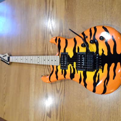 2013 KRAMER Pacer Vintage Steel Panther Satchel Signature Model Orange Burst Tiger Stripe Floyd Rose image 3