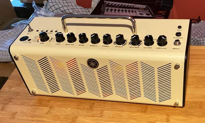 Yamaha THR10 desktop guitar amp Amplifier Mint Condition image 1