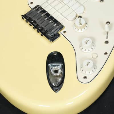 FENDER USA Jeff Beck Stratocaster with RF and Lace Sensor -2001- Vintage White [SZ0180040] (08/18) image 6
