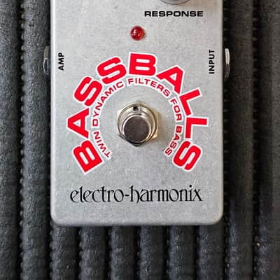 Electro-Harmonix Bassballs Nano Twin Dynamic Envelope Filter Pedal