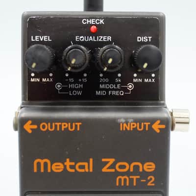 Boss MT-2 Metal Zone Distortion Guitar Effect Pedal IF72805 image 3