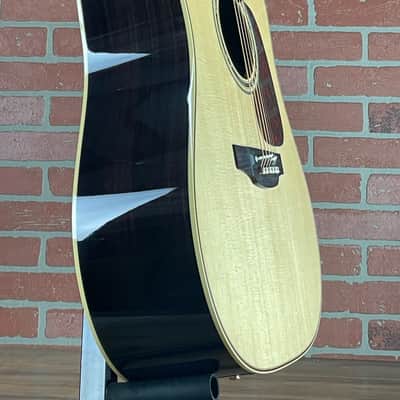 Takamine JP5DC Pro Series Acoustic-electric Guitar - Natural image 11