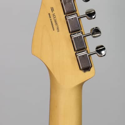 Fender Player II Stratocaster 3-Tone Sunburst image 5