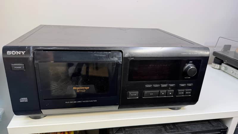 Sony CDP-CX571 | 50 Disc + 1 CD Mega Storage Changer Player Carousel