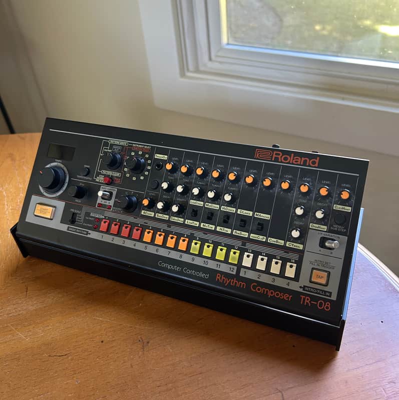 Immagine Roland Boutique Series TR-08 Analog Modeling Drum Machine 2017 - Present - Black - 1