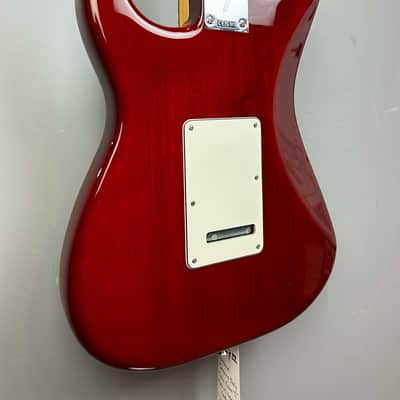Fender Player II Stratocaster 2025 - Transparent Cherry (Chambered) image 7