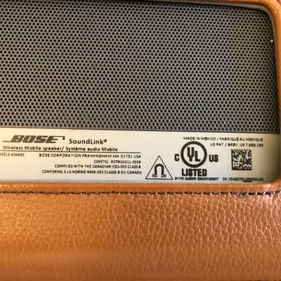 Bose Soundlink Wireless Mobile speaker (Leather) image 7