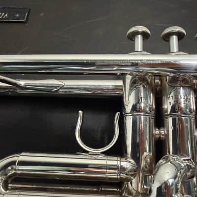 Yamaha YTR-6345S - Professional Bb Trumpet - Silver-plated w/ Case & MP image 6