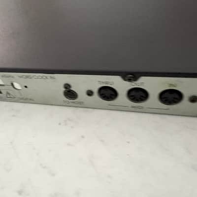 Korg Trinity TR Rackmount 32-Voice Polyphonic Workstation 1998 - Silver image 8