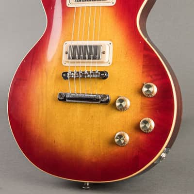 Gibson Les Paul Deluxe 1970, Cherry Sunburst image 2