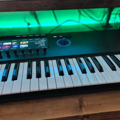 Native Instruments Kontrol S61 Mk3 2023 image 6