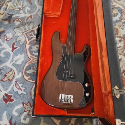 Fender Precision Bass fretless 1977 - Mocha with rosewood fingerboard image 1
