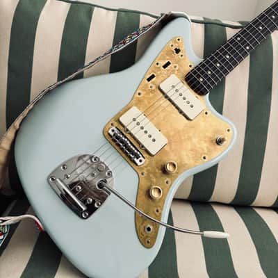 Jazzmaster Pickguard Scratchplate - USA 60s Vintage - Aged Brass - Made-to-Order image 2