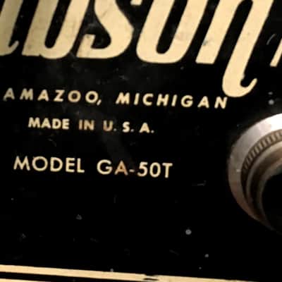 GIBSON GUITAR AMPLIFIER GA-50T SERVICED ORIGINAL PARTS FIRST MADE 1948 COSMETIC SHAPE A- GREAT SOUNDING HIGHLY DESIRABLE IN THIS CONDITION image 8