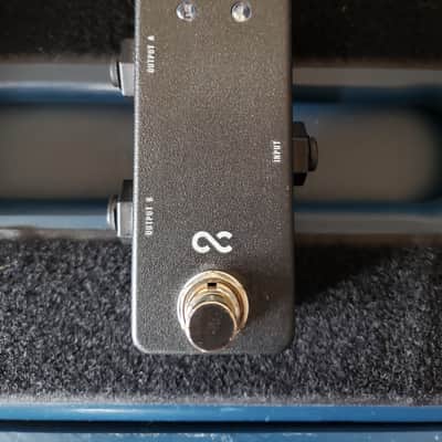One Control Minimal Series AB Box - Reversible! image 1