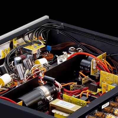 MUZISHARE X9 Stereo Tube Amplifier with Remote Control,Single-Ended Class A, 300B Tubes, Built-in MM Phono Stage, Power AMP, 6.5mm Headphone Output,ac115 and AC230 Switchable image 7
