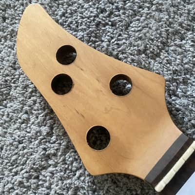 J&D 4 String Bass Project in White, Basswood Body, Maple Neck, Rosewood Fingerboard image 6