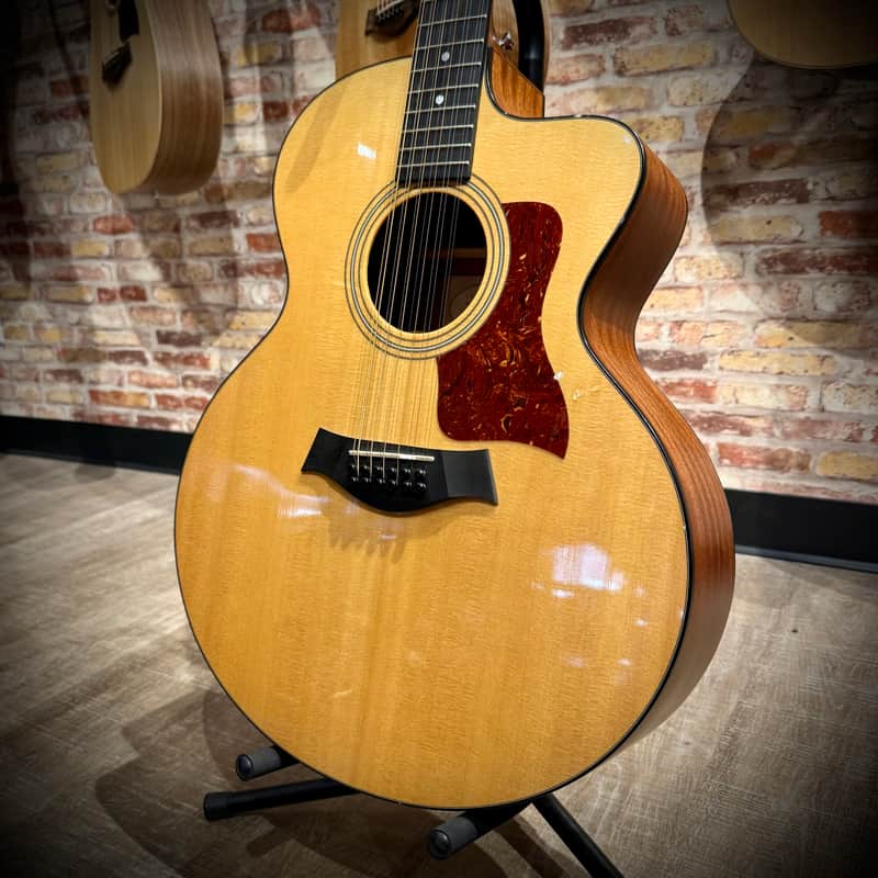 Taylor 355CE