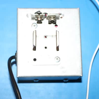 Vintage 1970s LR Baggs LB6 Saddle Pickup & Onboard Preamp image 5