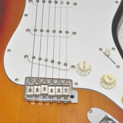 Fender Stratocaster Crafted in Japan Electric Guitar Ref No 7083 image 5