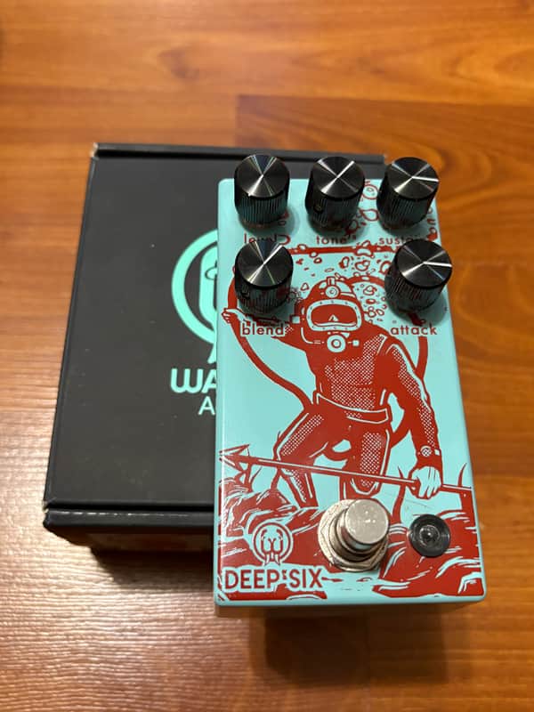 Walrus Audio Deep Six Compressor V3 2018 - 2021 - Blue / Red Diver image 1