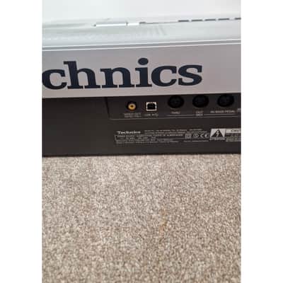 Technics SX-KN7000 - Musical Keyboards - Silver - Very Good image 14