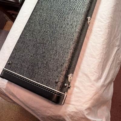 FENDER MUSTANG BASS CASE-SILVER/GREY REISSUE-NEW! image 6