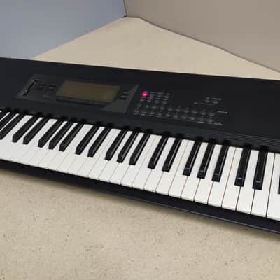 Korg T3 Ex workstation synth 61 keys / Floppy / M1