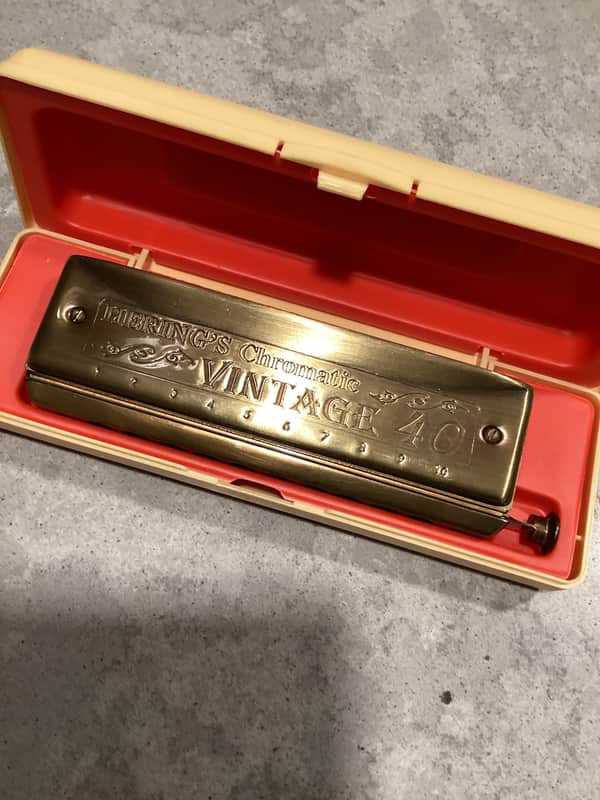 EC Hering Vintage 40 Chromatic key C image 1