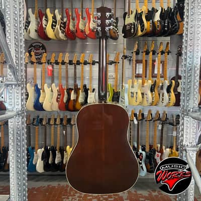 Gibson   J 45 Standard Sunburst Repaired Top image 10