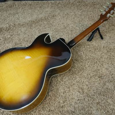 Video! 2001 "Just Shoot Me" Gibson ES-175 Black Top Sunburst Back/Sides | Burnt on TV image 18