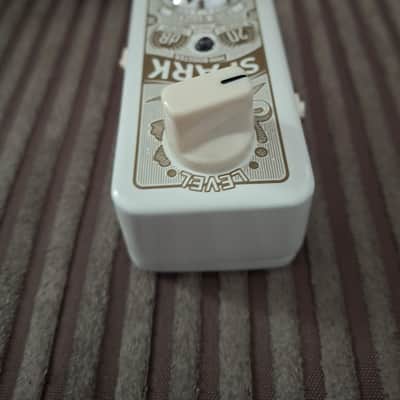 TC Electronic Spark Mini Booster 2013 - Present - White image 3