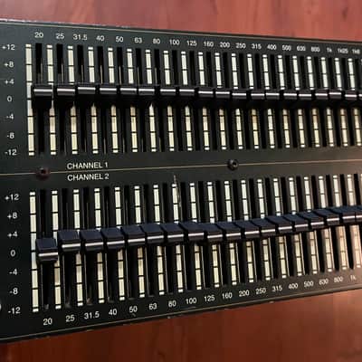 LA Audio EQ231G-SP image 3