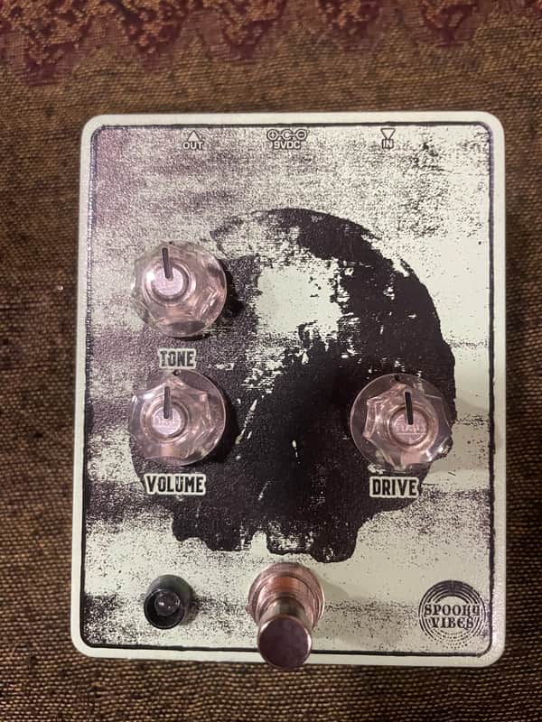 Spooky vibes FX Light terror 2023 - Light green image 1