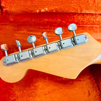1991 Fender 62 American Vintage Stratocaster Candy Apple Red Custom Shop Pickguard AVRI image 11