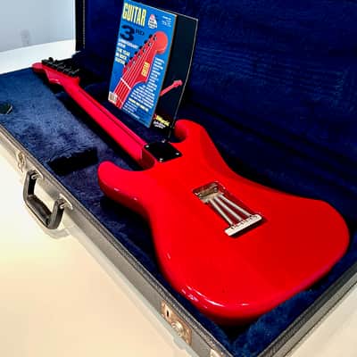1986 DiMarzio Stratocaster - " Guitar for The Practicing Musician " Cover girl - ULTRA RARE image 11