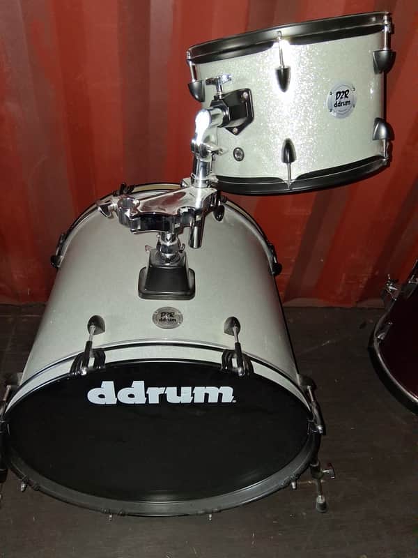 ddrum D2r - White sparkle bass drum and tom image 1