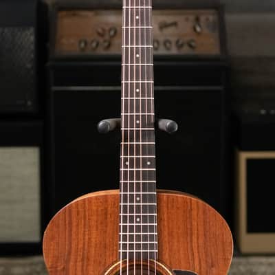 Taylor Academy 22e Grand Concert Acoustic/Electric Guitar with Gig Bag image 4
