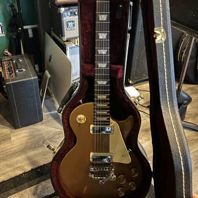 Les Paul Studio '50s Tribute - Modded with Mini-Humbuckers and Tremolo 2010 - 2015 - Worn Gold Top image 2