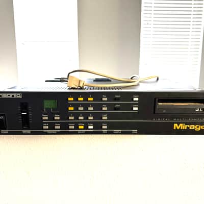 Ensoniq Mirage DMS-8 Digital Multi-Sampler 1985 - Gray