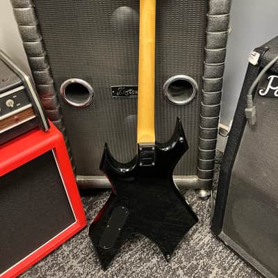 B.C. Rich KKW 90/200s - Black and red image 5