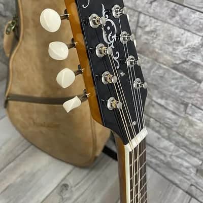 Kentucky KM-272 Deluxe Oval Hole A-Style Mandolin WITH Matching Deluxe Gig Bag– Transparent Amber- KM272 image 5
